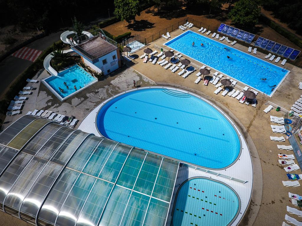 Village Vacances Les Genêts Léon Exterior foto